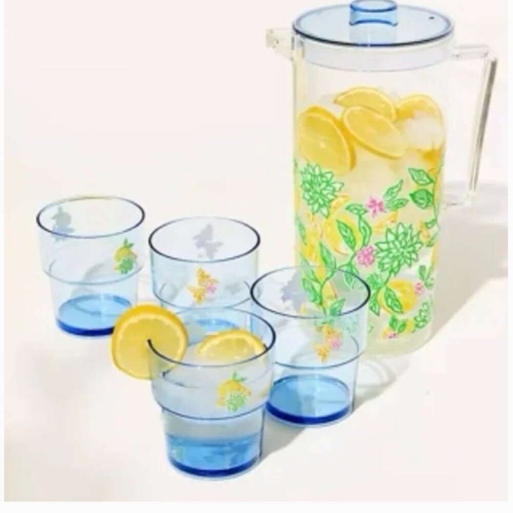 NWT Lilly Pulitzer Make Lemonade Pitcher & Cup Set